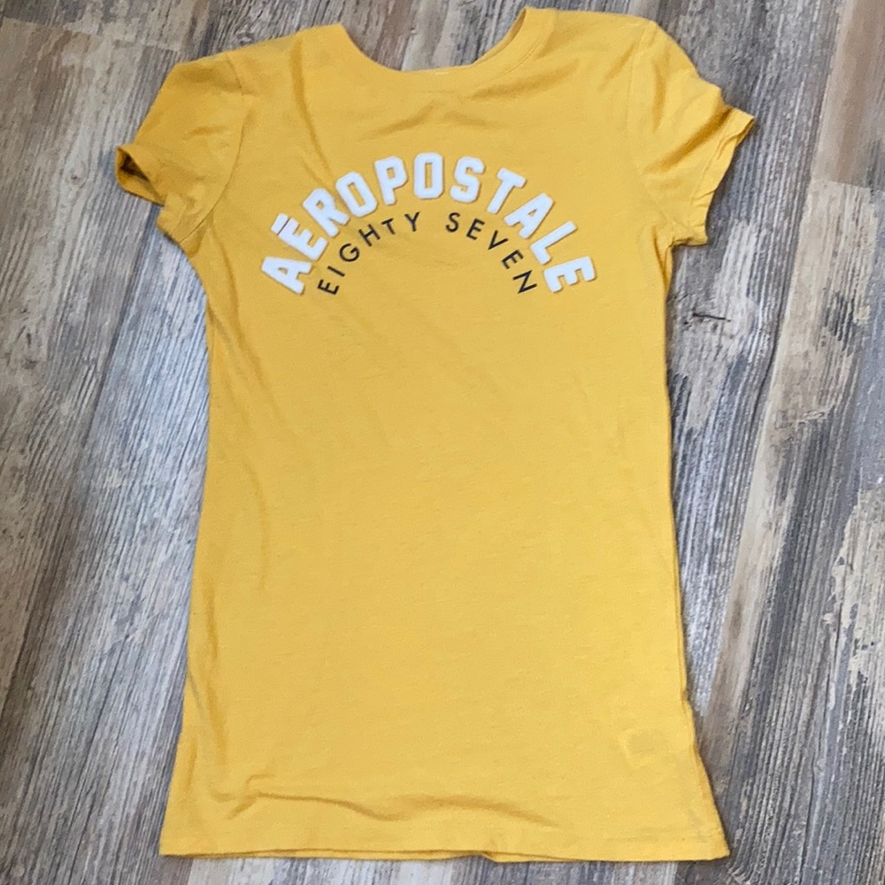 Yellow Aeropostale tee